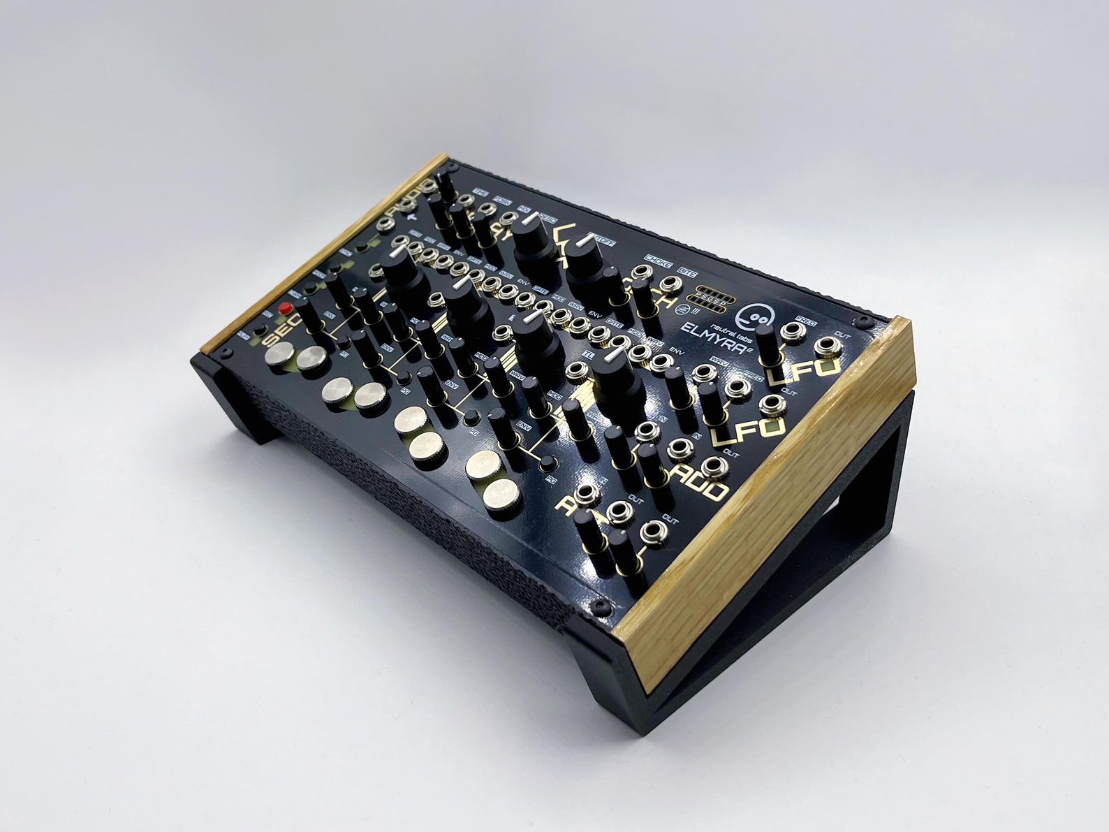Neutral Labs Elmyra 2 Synthesizer Stand