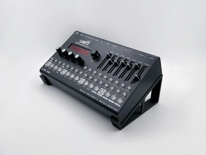 Erica Synths LXR-02 & DB-01 Stand